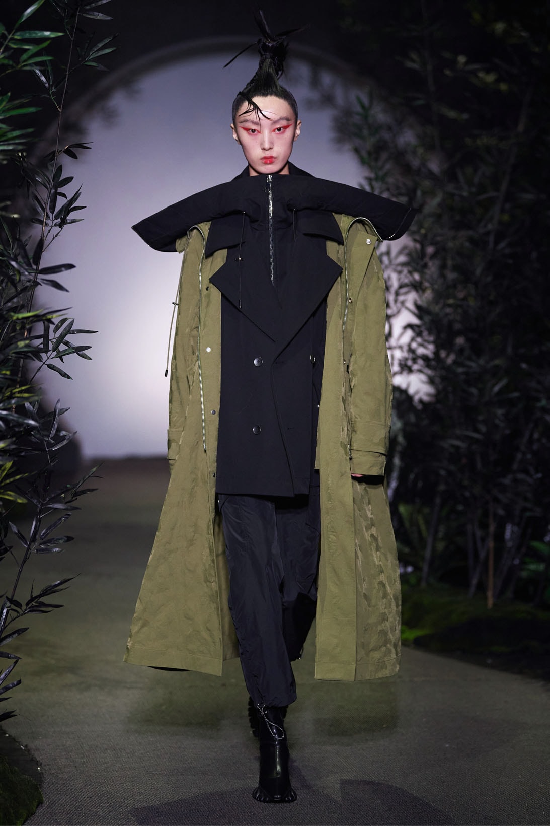 Angel Chen FW21 Fall/Winter 2021 Collection Runway Shanghai Fashion Week SHFW coat