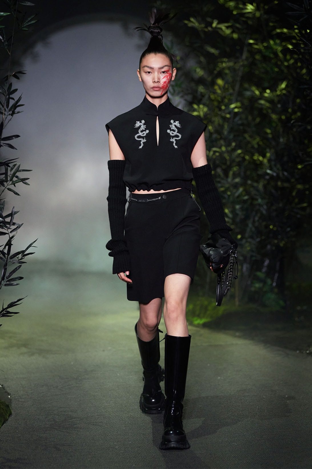 Angel Chen FW21 Fall/Winter 2021 Collection Runway Shanghai Fashion Week SHFW dragon top skirt boots