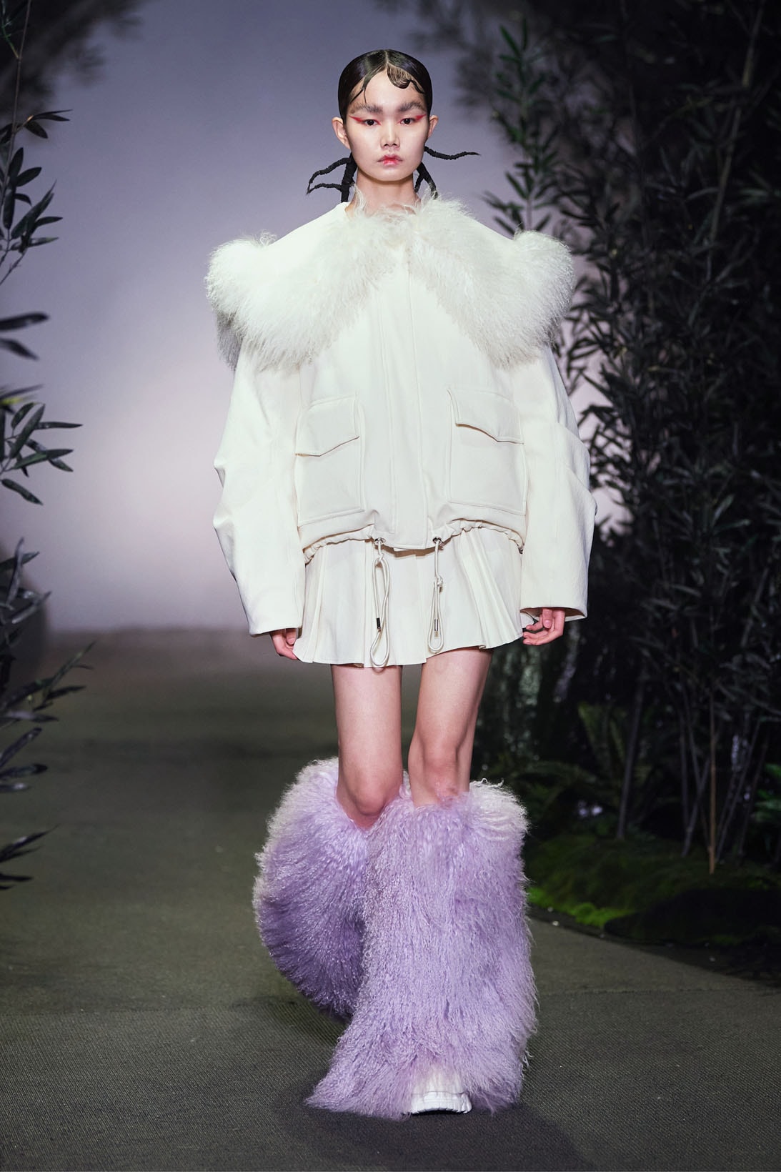 Angel Chen FW21 Fall/Winter 2021 Collection Runway Shanghai Fashion Week SHFW fur hoodie jacket skirt