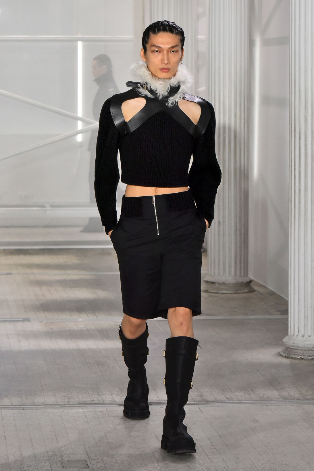 dion lee fall winter 2021 fw21 collection runway knitwear sweater shorts