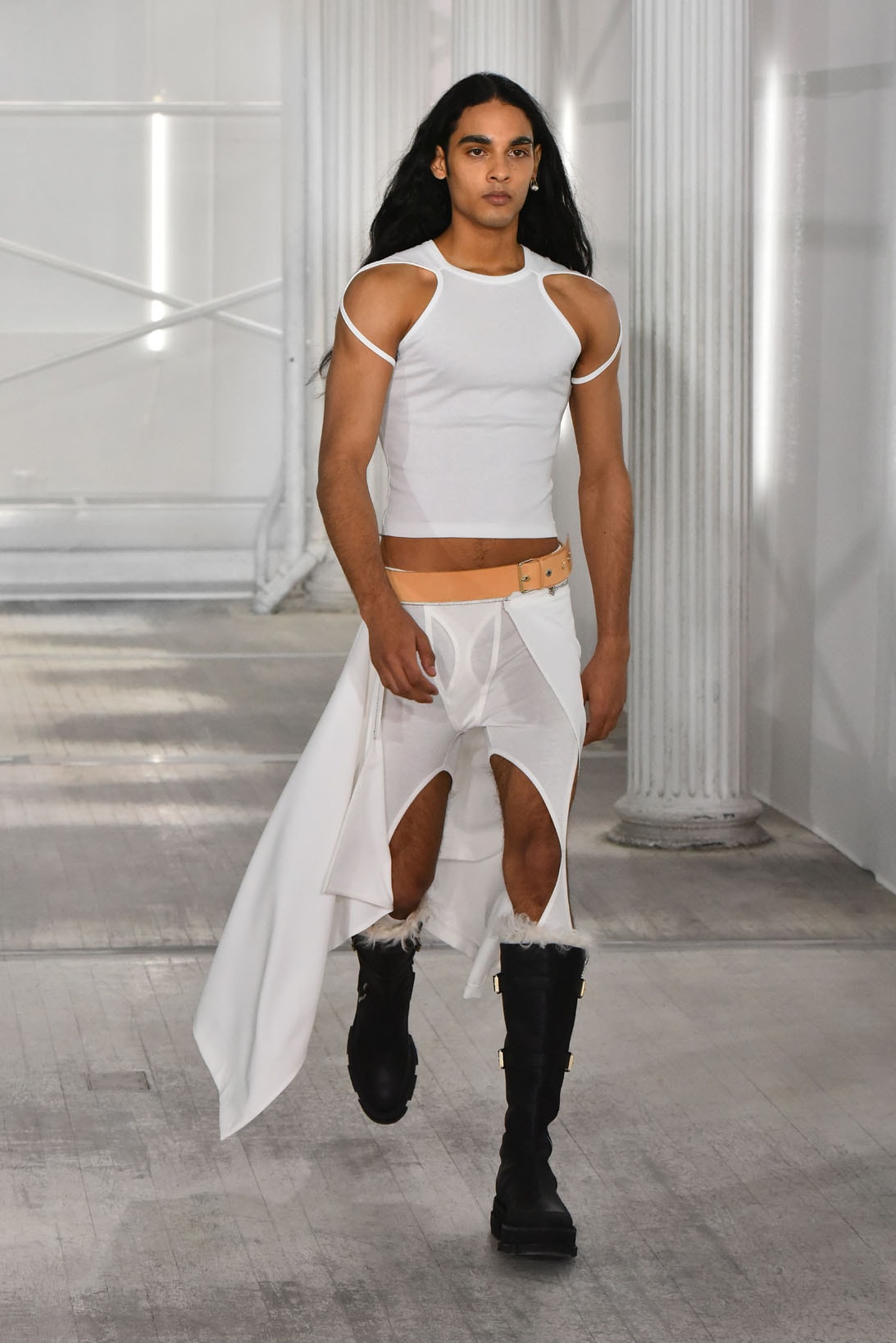 dion lee fall winter 2021 fw21 collection runway tank top pants boots