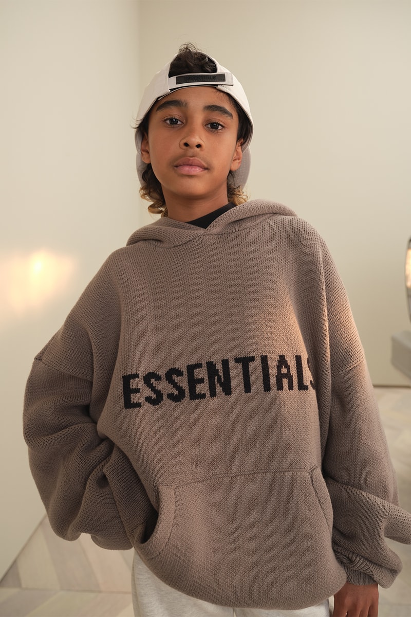 ESSENTIALS - Hoodie • Brown – NINETY-9