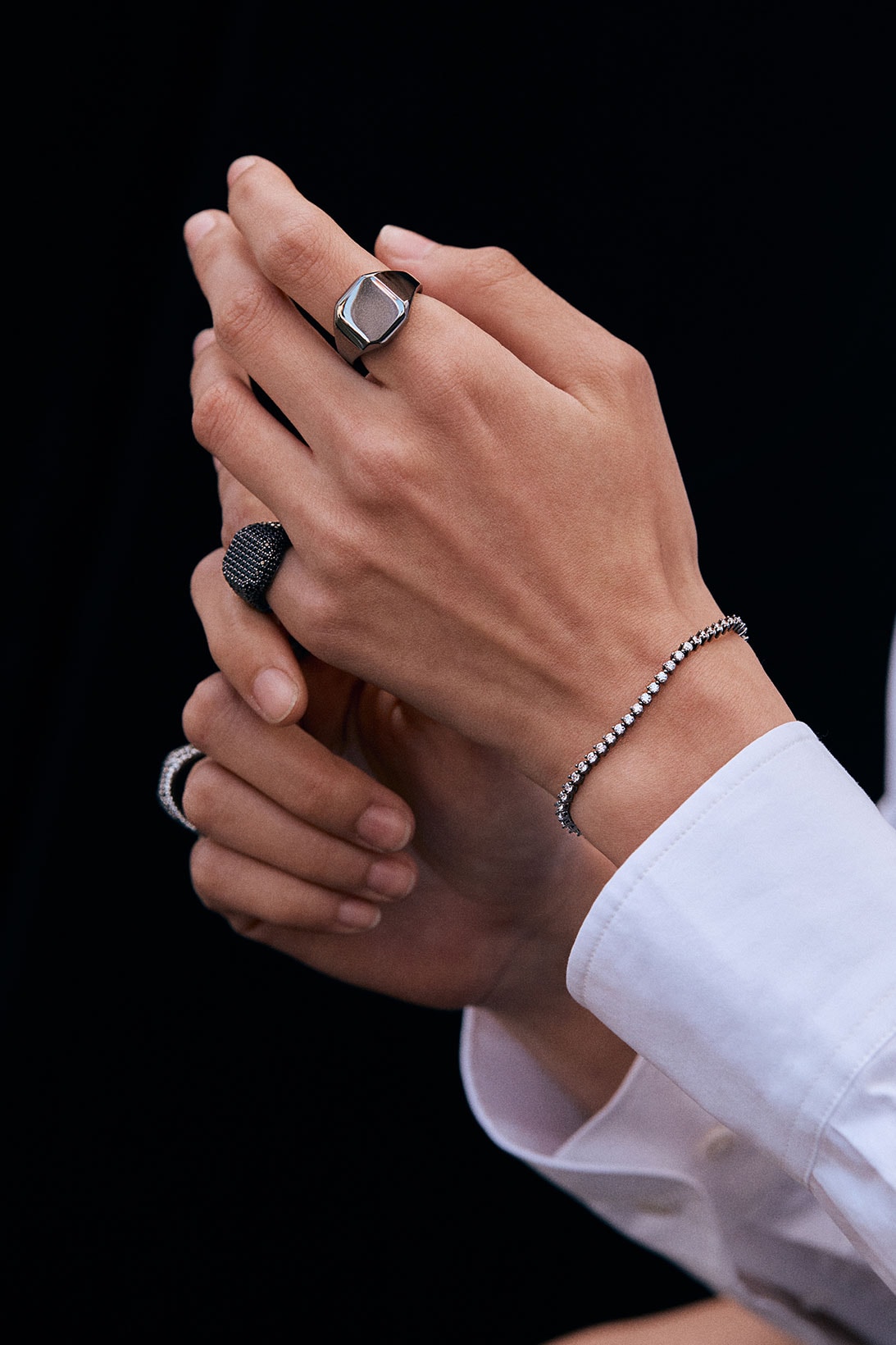numbering jewelry hand rings signet bracelet