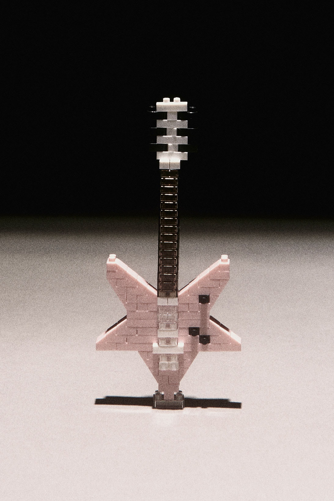 saint laurent nanoblock figures toys rive droite anthony vaccarello pink star guitar