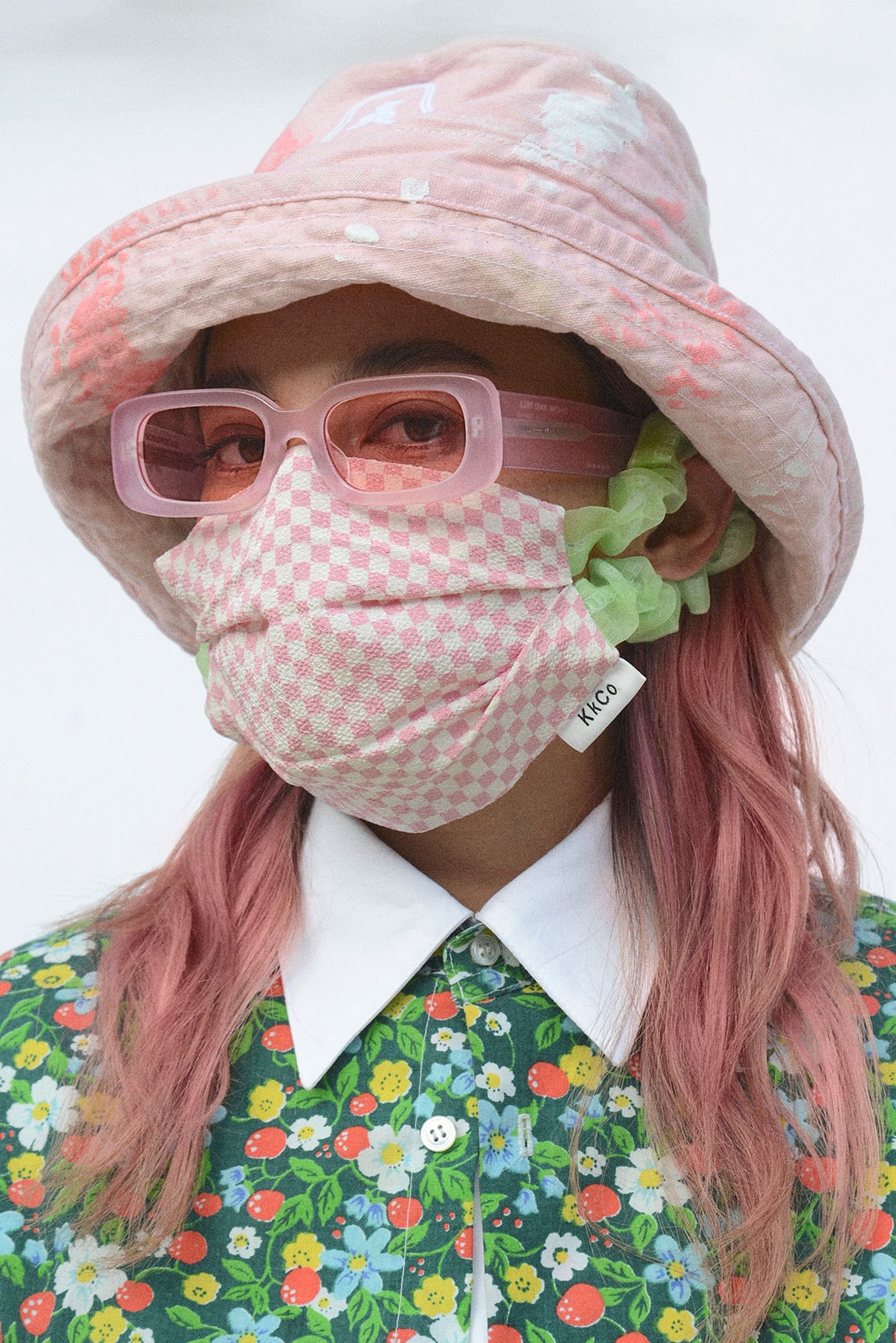 sosupersam bonnie clyde collaboration crystal jade sunglasses shades bucket hat face mask