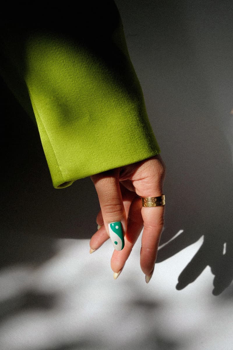 How To Paint Yin Yang Nails Nail Art Trend 21 Babylinoshops How To Paint Yin Yang Nails Nail Art Trend 21 Babylinoshops