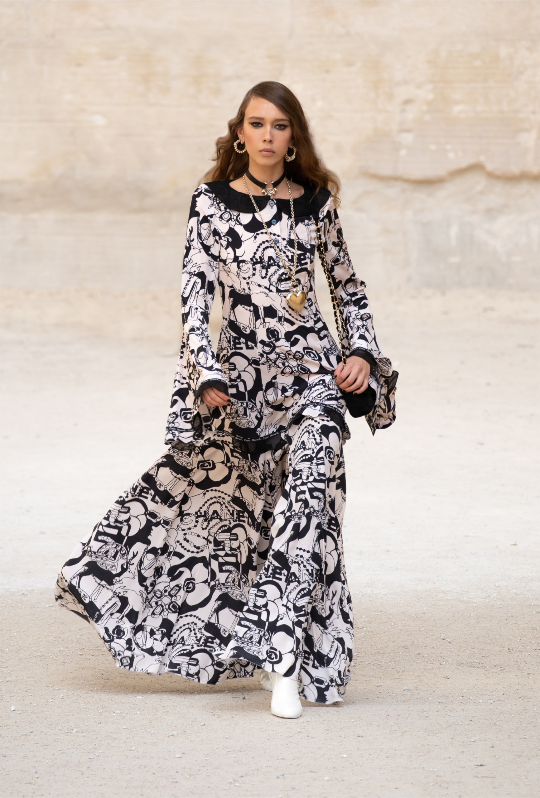 chanel cruise resort collection runway virginie viard provence punk rock jean cocteau tweed suits dresses 