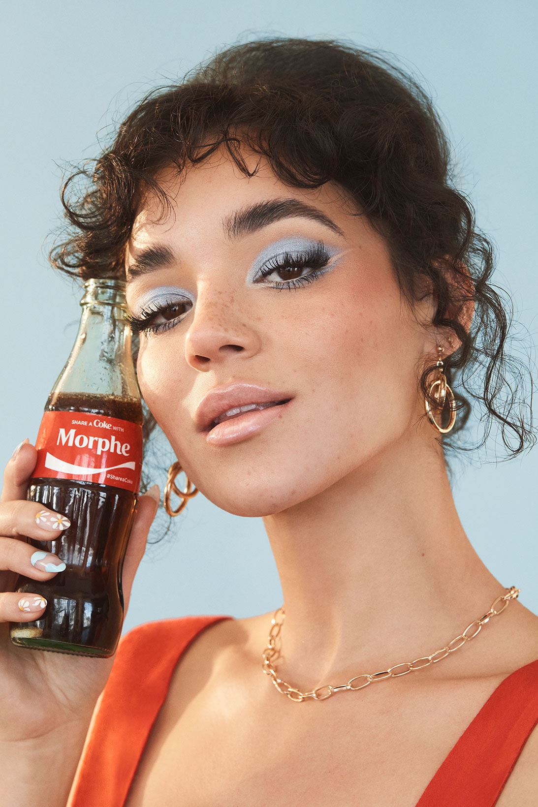 makeup eyeshadow face coca cola morphe collaboration coke bottle