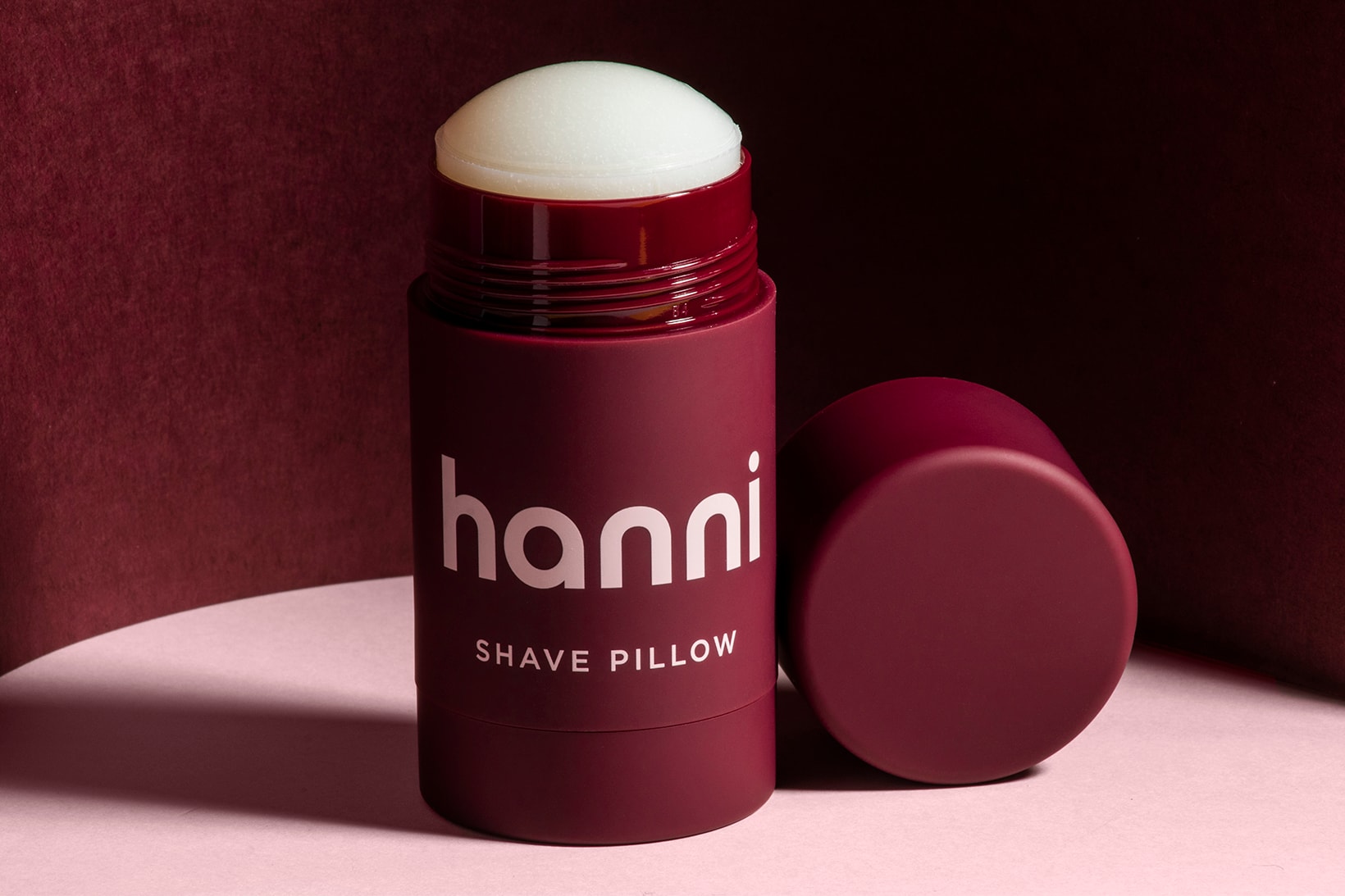 hanni Weighted Razor Shave Pillow