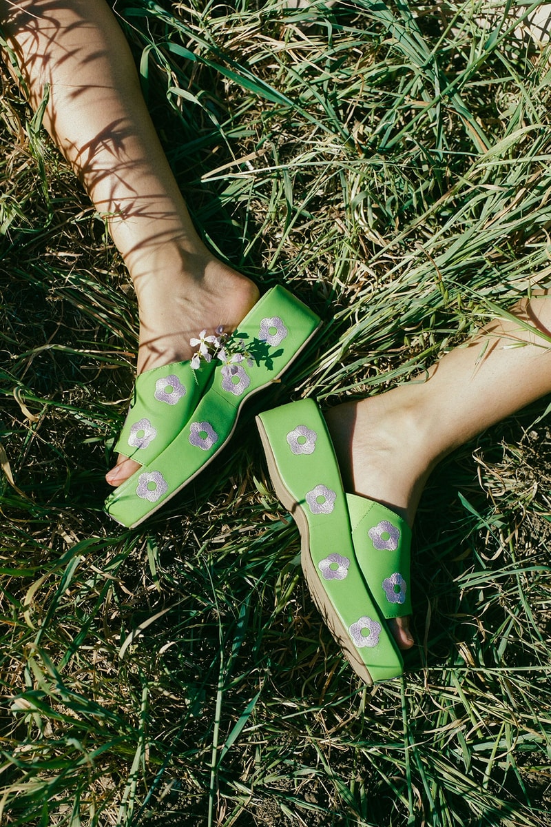 lisa says gah dakota flatform platform sandals green flower print