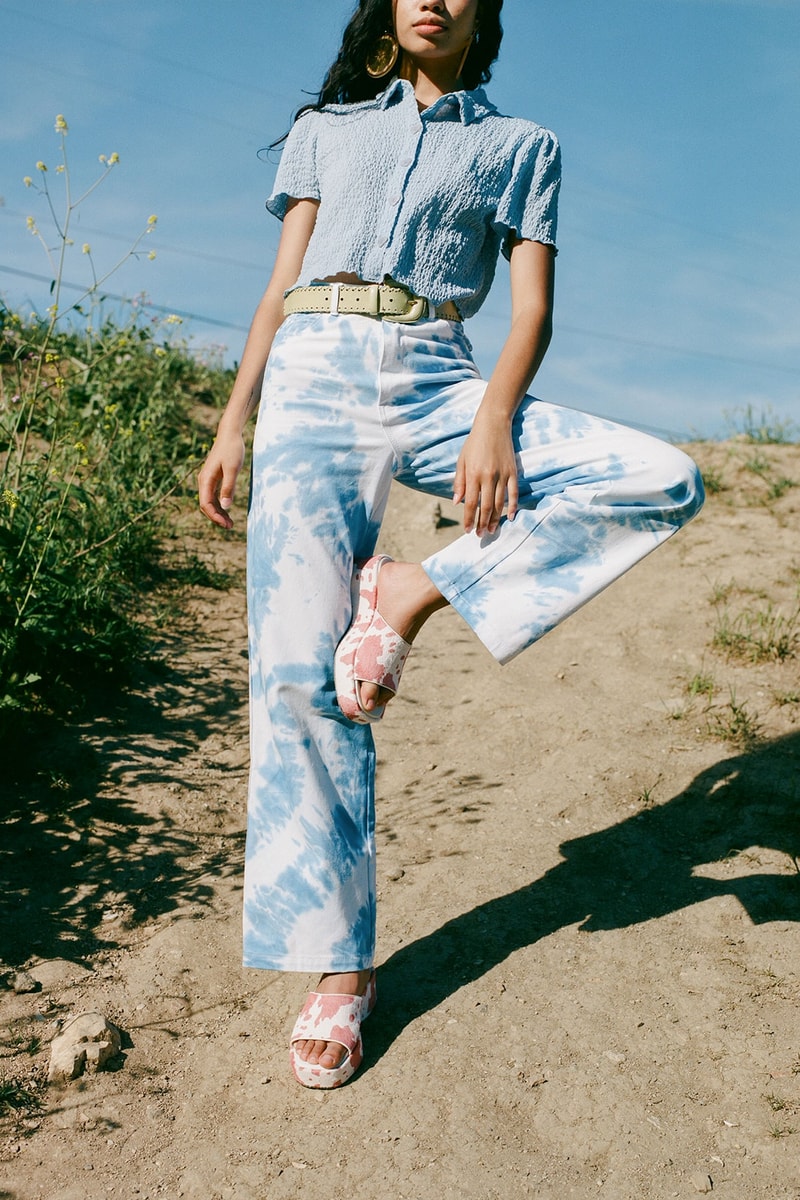 lisa says gah dakota flatform platform sandals tie dye pants pink