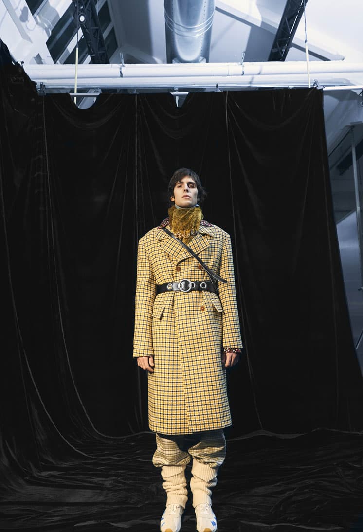 marni fall winter collection lookbook romanticism coats suits accessories handbags shoes 