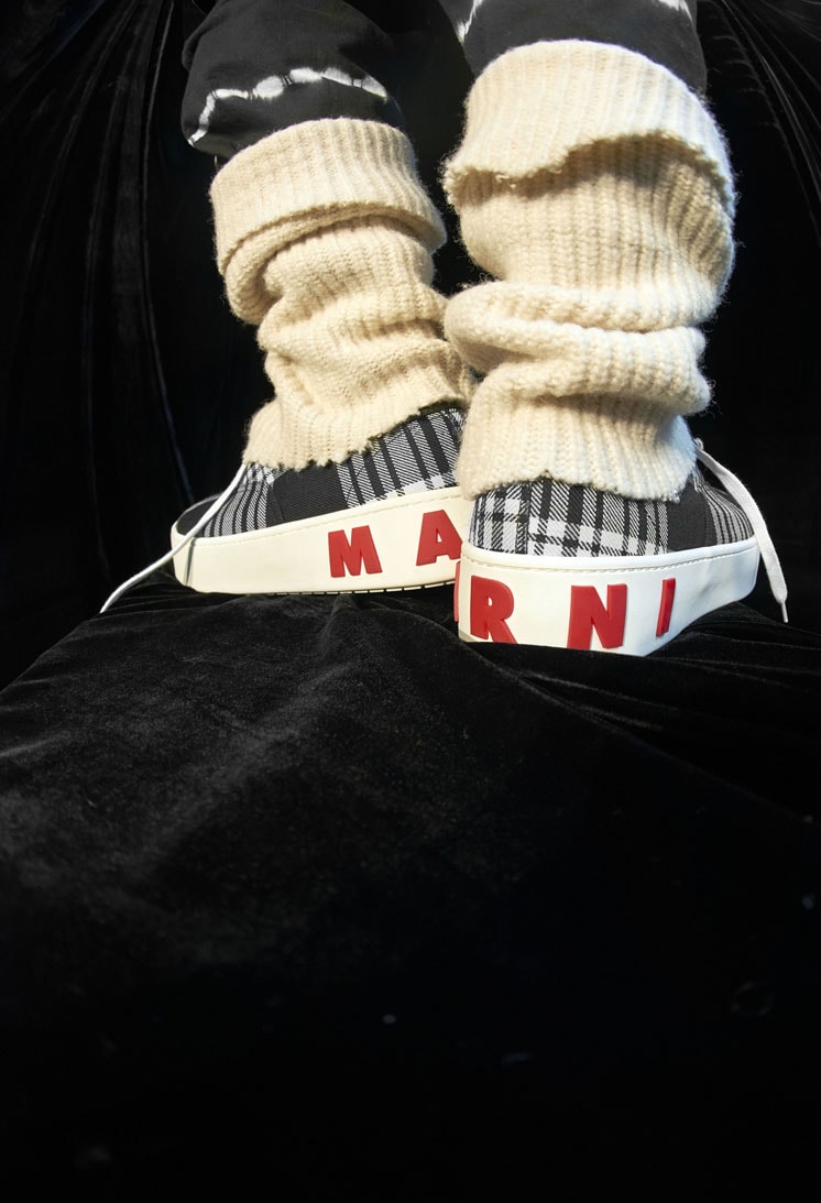 marni fall winter collection lookbook romanticism coats suits accessories handbags shoes 