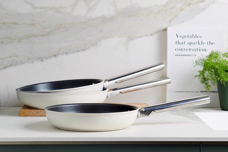 SMEG Cookware Collections & Retro Cookware Pans