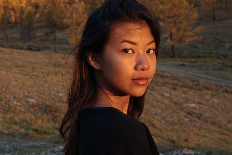 Filipino Photographer Hannah Reyes Morales Has an Eye for Capturing Warmth Amidst Adversity