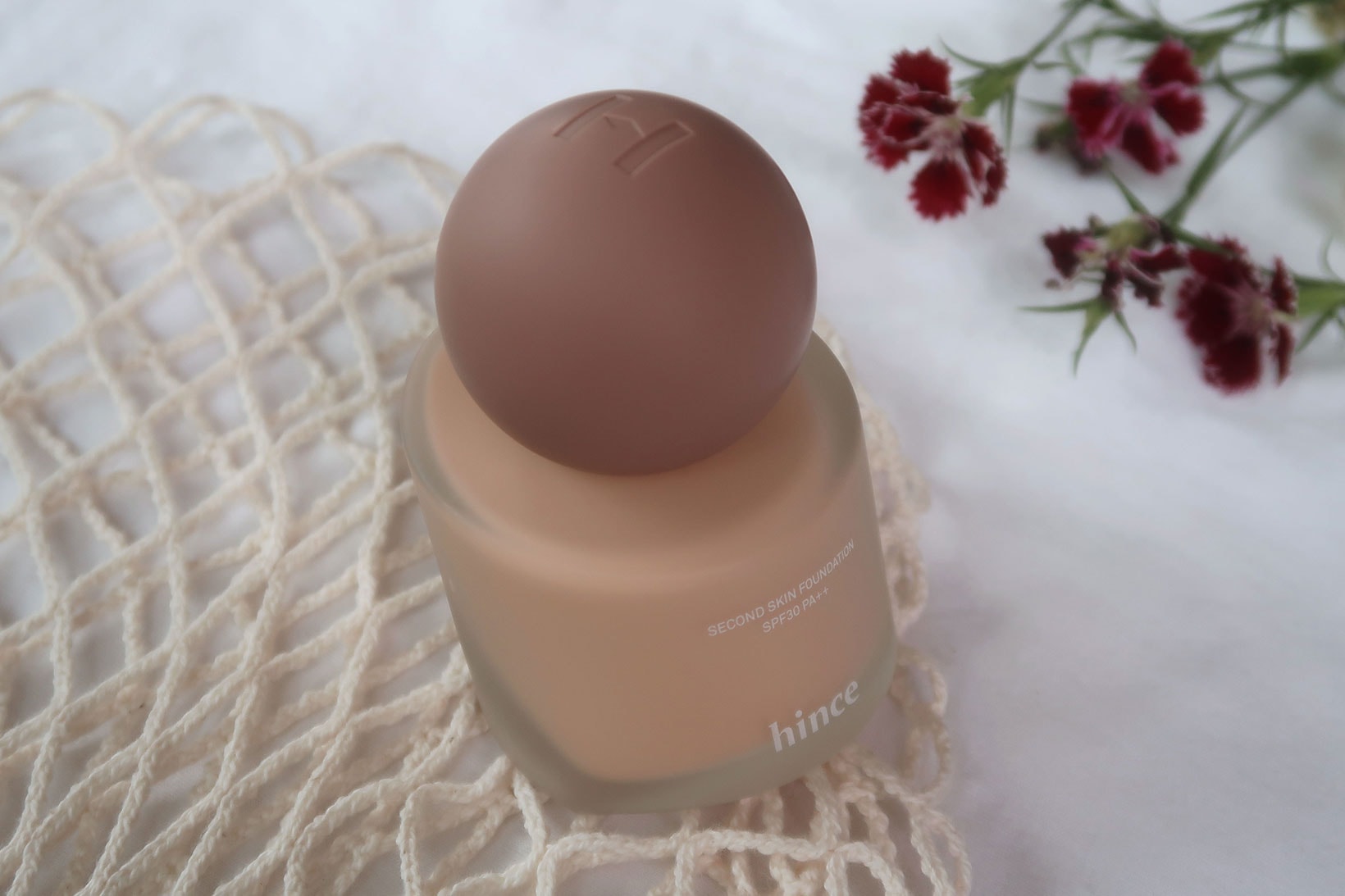 hince second skin foundation k-beauty makeup product bottle packaging flower