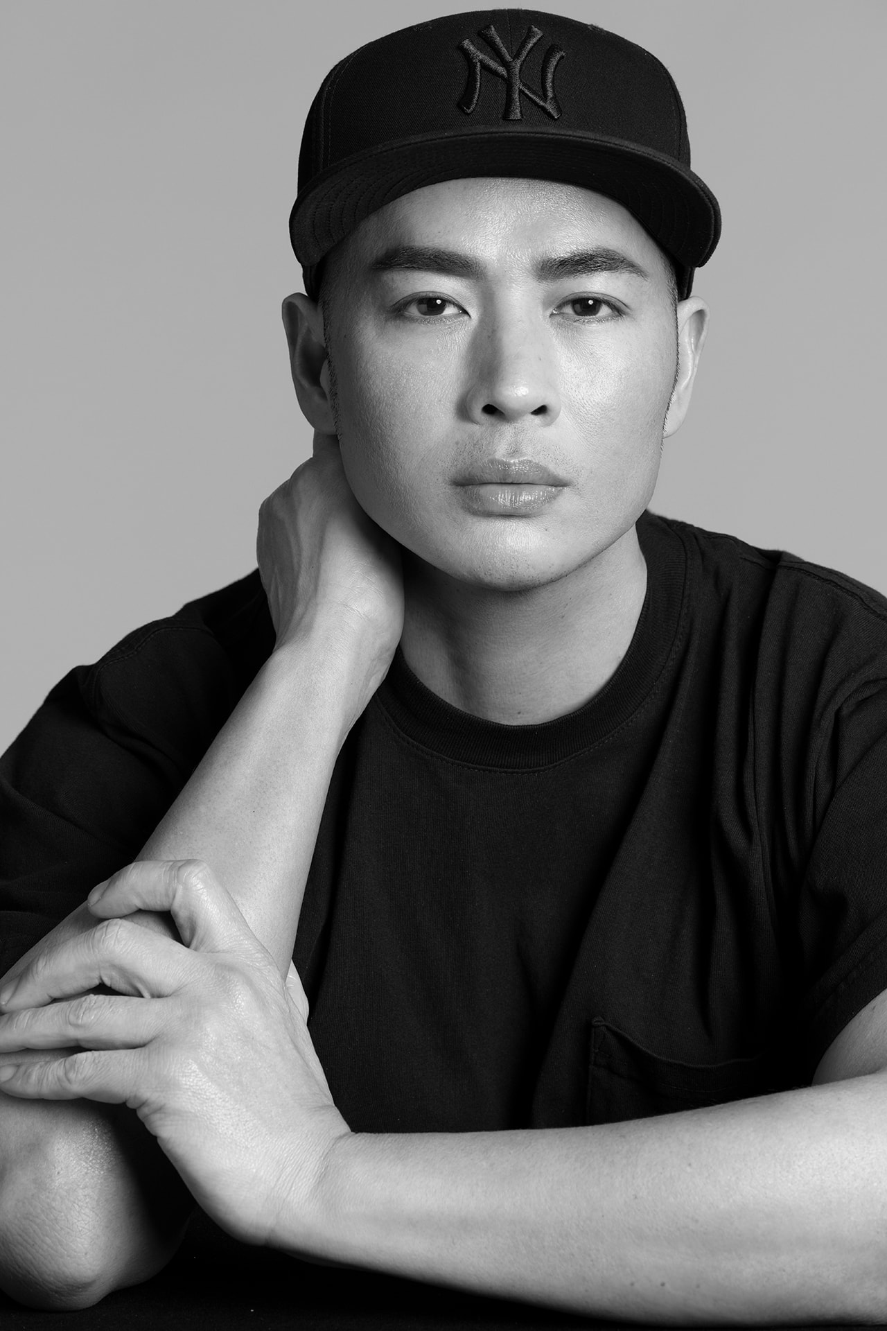 Hung Vanngo Celebrity Makeup Artist Christian Louboutin Beauty
