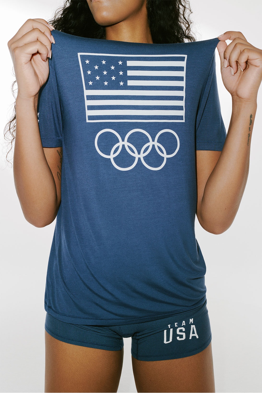 SKIMS Kim Kardashian Team USA 2020 Tokyo Olympics Paralympics Official Underwear Brand A'ja Wilson T-shirt Shorts