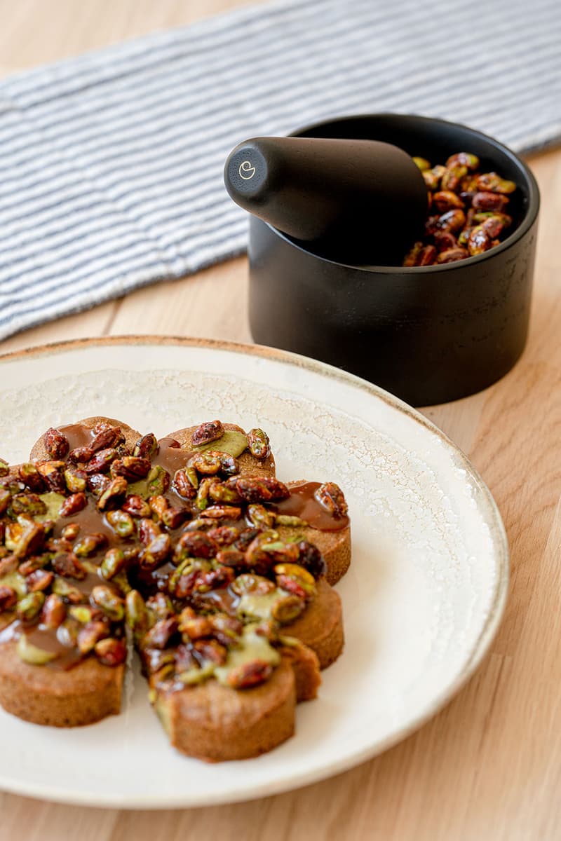 zara home baking pastry tools collection chef Cédric Grolet walnut dessert mortar and pestle