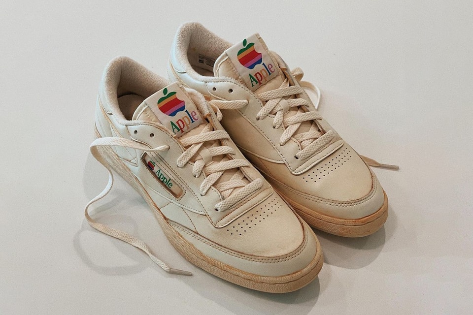evaporación terciopelo Rechazar 90s Apple x Reebok Club C Sneaker Customization | Hypebae