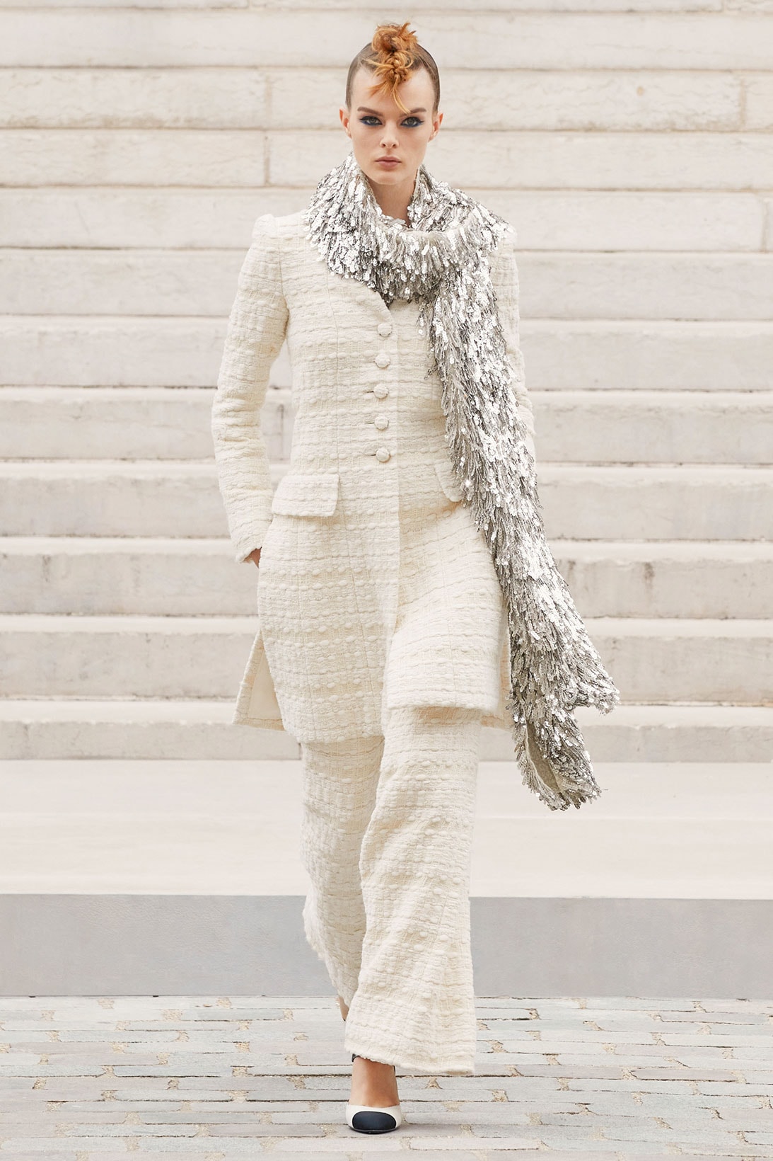 chanel fall winter 2022 haute couture collection runway virginie viard tweed dresses watch