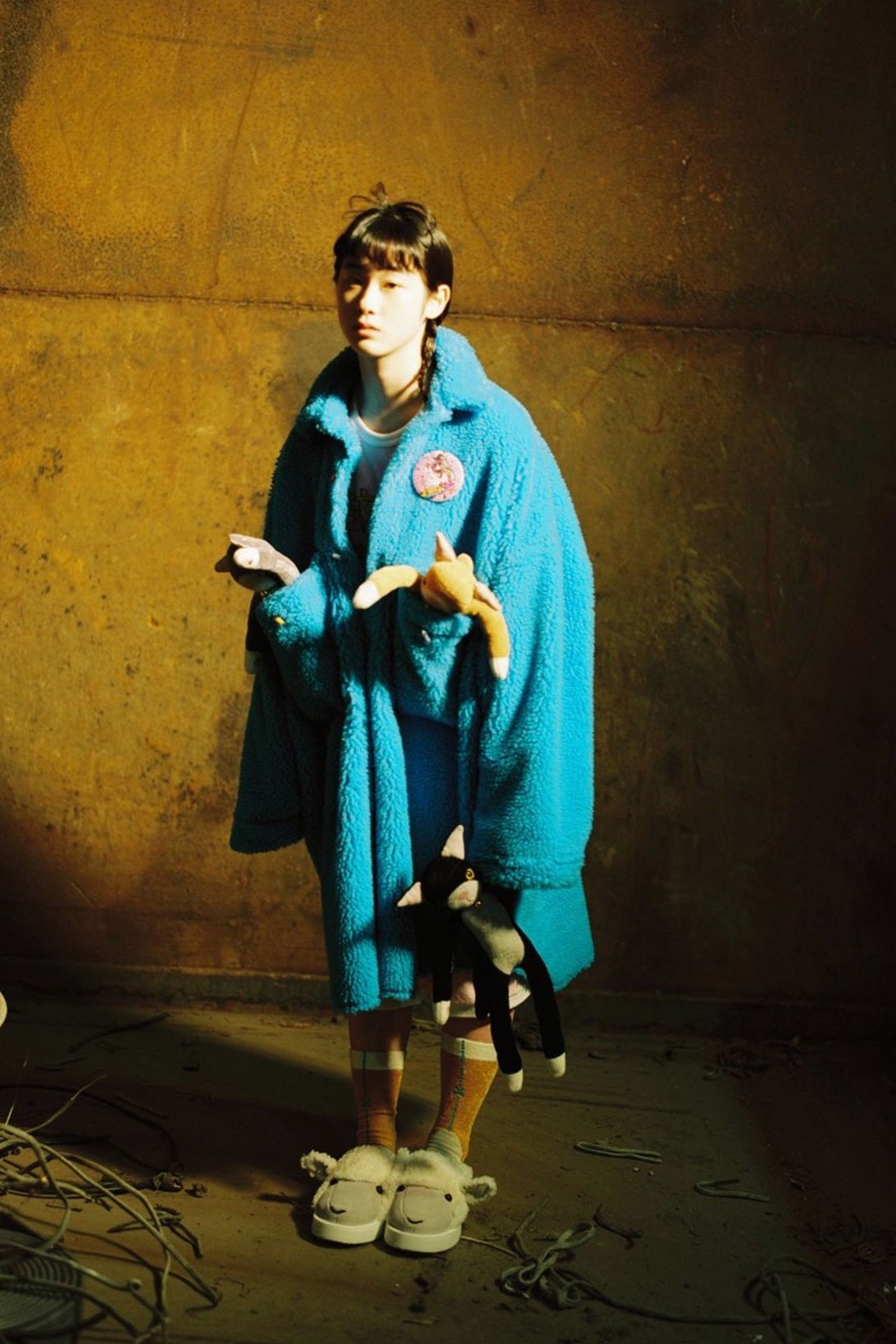 Doublet Suicoke Animal Slippers Collaboration Coat Outfit
