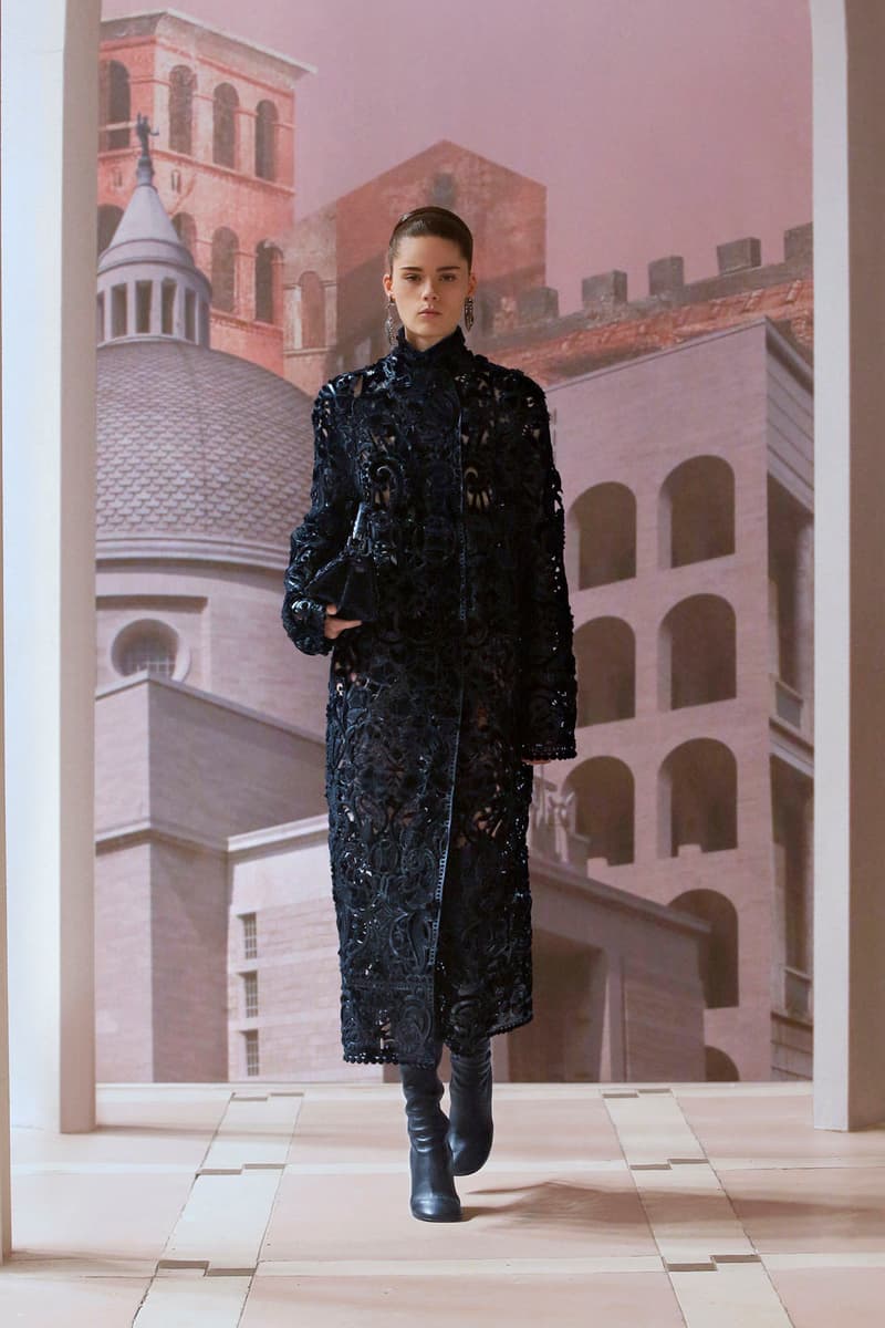 fendi kim jones fall winter couture collection runway rome italy kate moss watch 