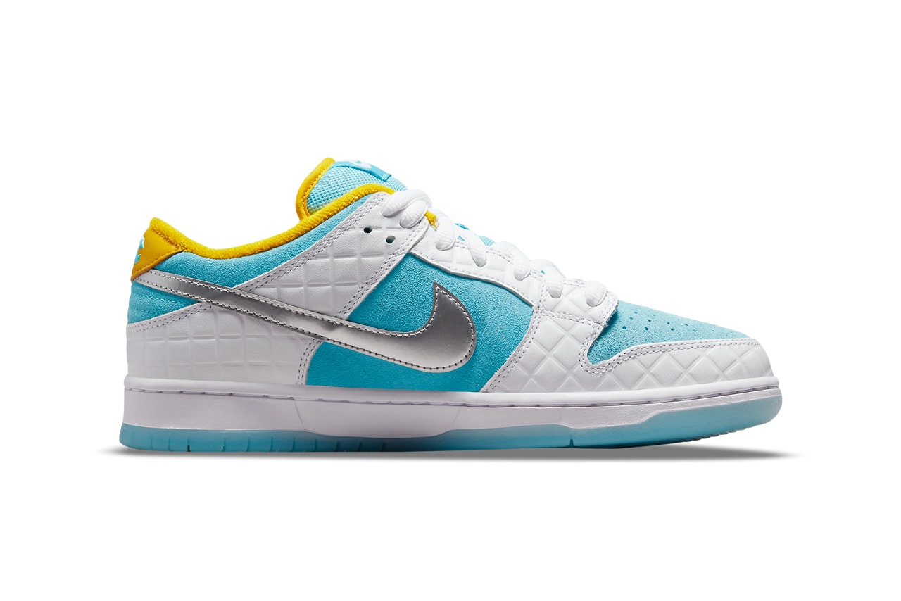 FTC Nike SB Dunk Low DH7687-400 Sneakers Collaboration Upper Swoosh Blue White Tiles Japan