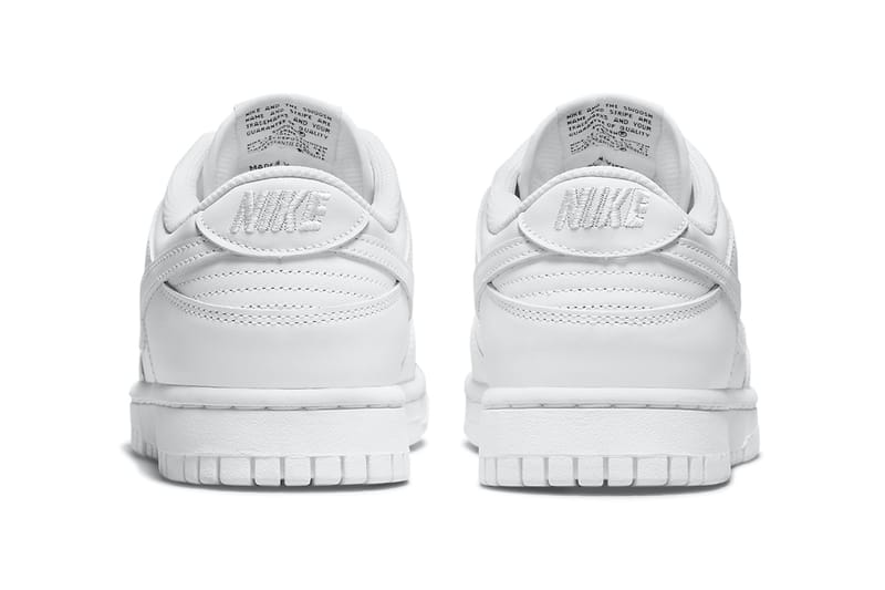 nike dunks triple white