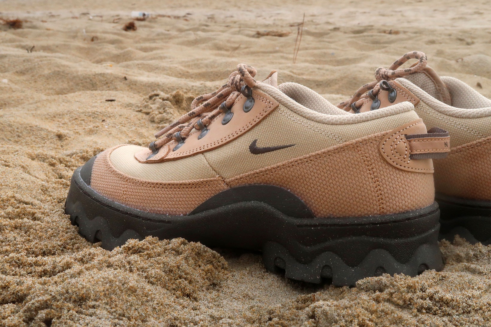 nike lahar low womens hiking shoes grain beige sneakers sand beach upper swoosh details