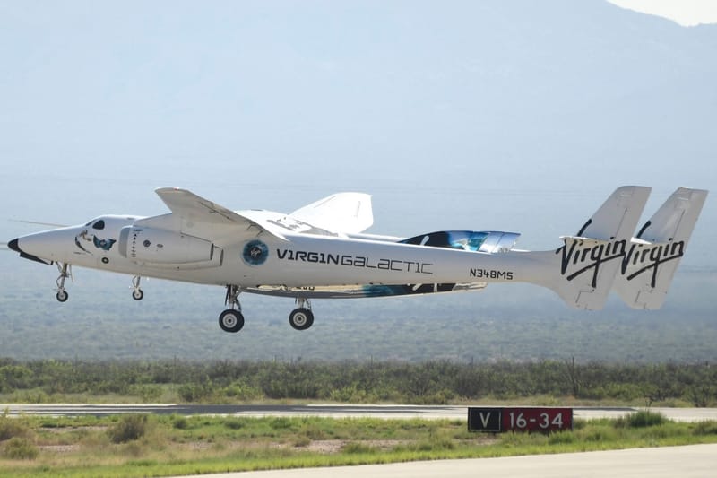 Richard Branson Leads Virgin Galactic's First Fully-Crewed Spaceflight