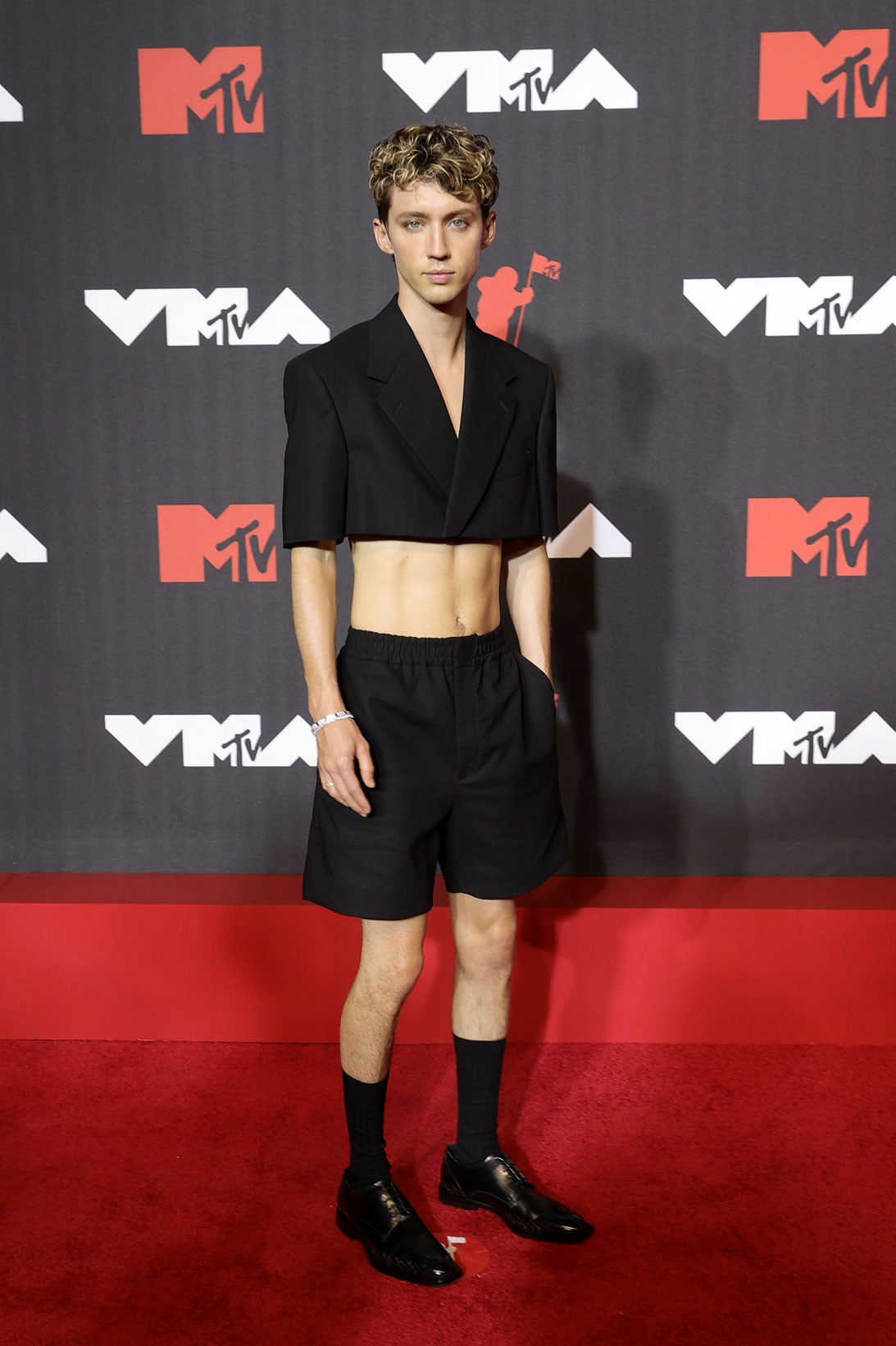 2021 MTV VMAs Red Carpet Celebrity Look Troye Sivan Fendi