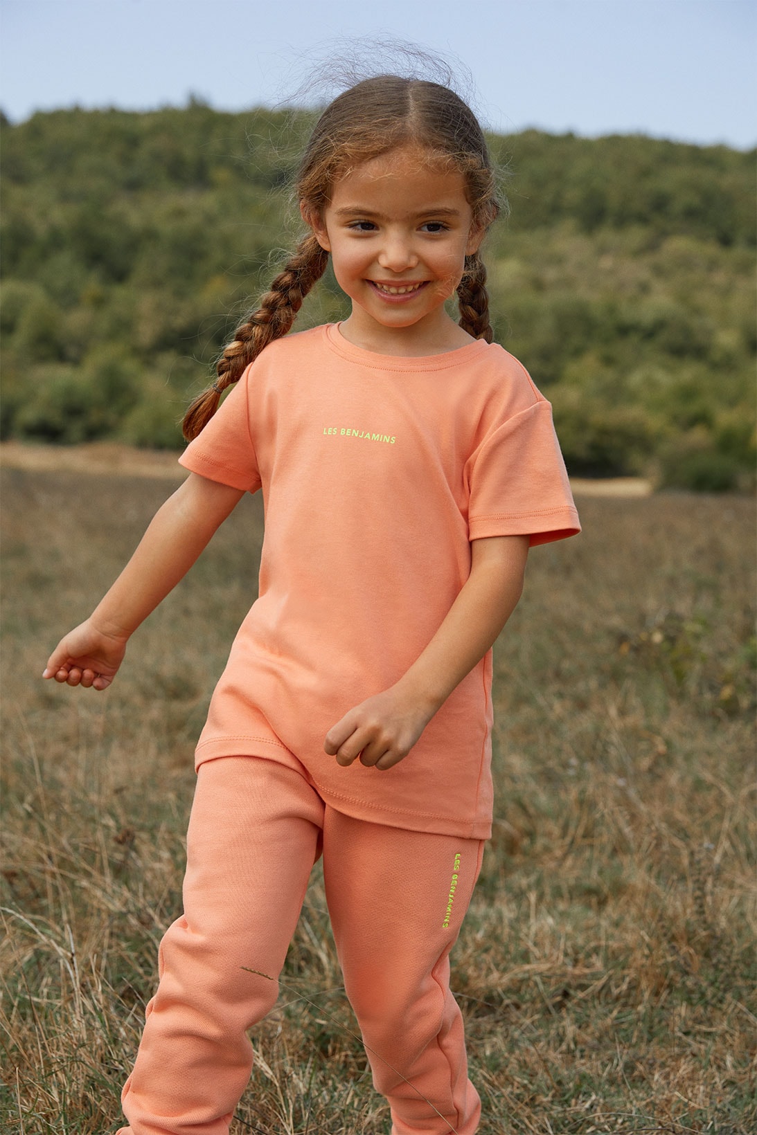 Les Benjamins' "Essentials 3.0" collection orange tee sweatpants kidswear
