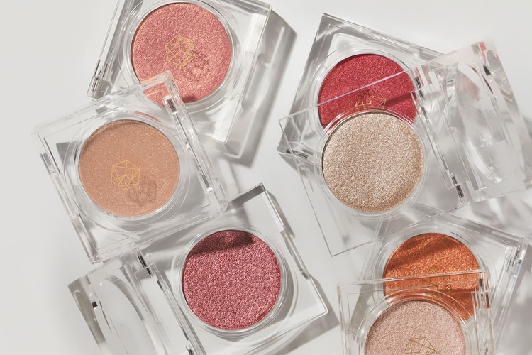 Achieve Dewy Looks With EM Cosmetics' Cosmic Pearl Eyeshadow