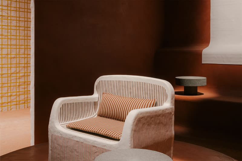 Hermés "Collection for the Home 2021-2022" armchair bluestone table