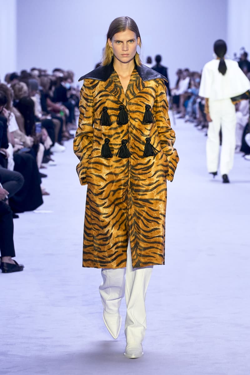 Jil Sander Spring Summer 2022 Womenswear Collection Runway Milan Fashion Week Luke Lucie Meier