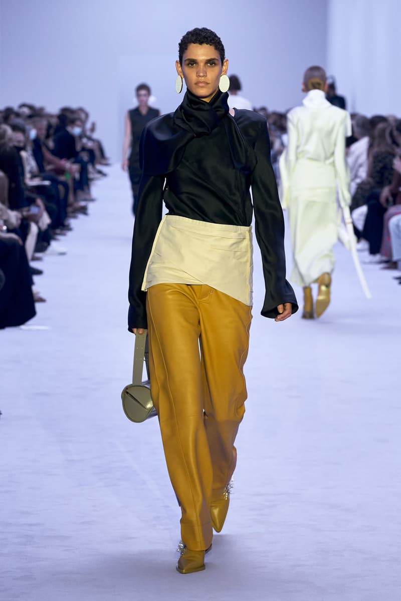 Jil Sander Spring Summer 2022 Womenswear Collection Runway Milan Fashion Week Luke Lucie Meier