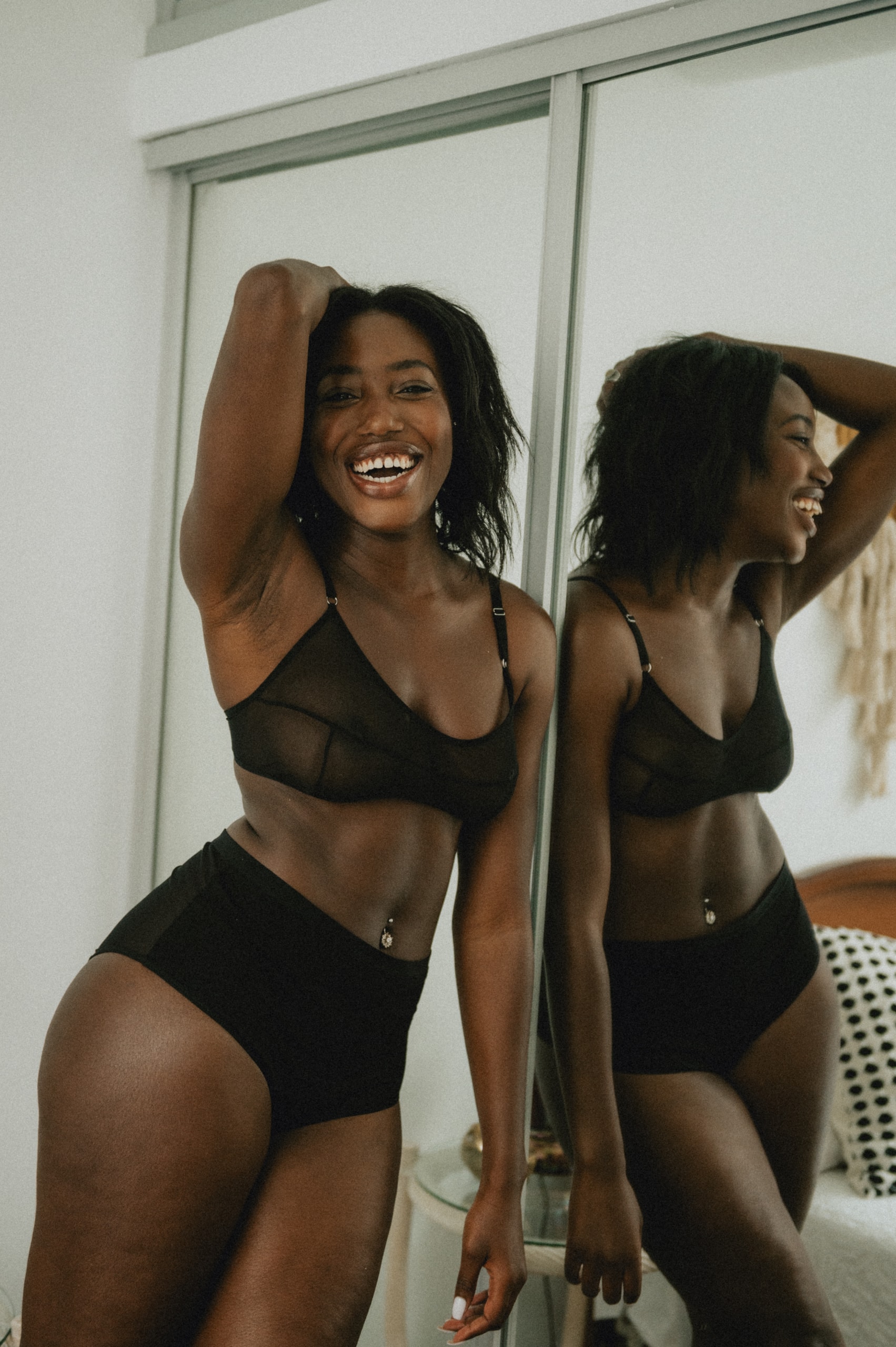 MARY YOUNG FW21 Collection black bra and panties