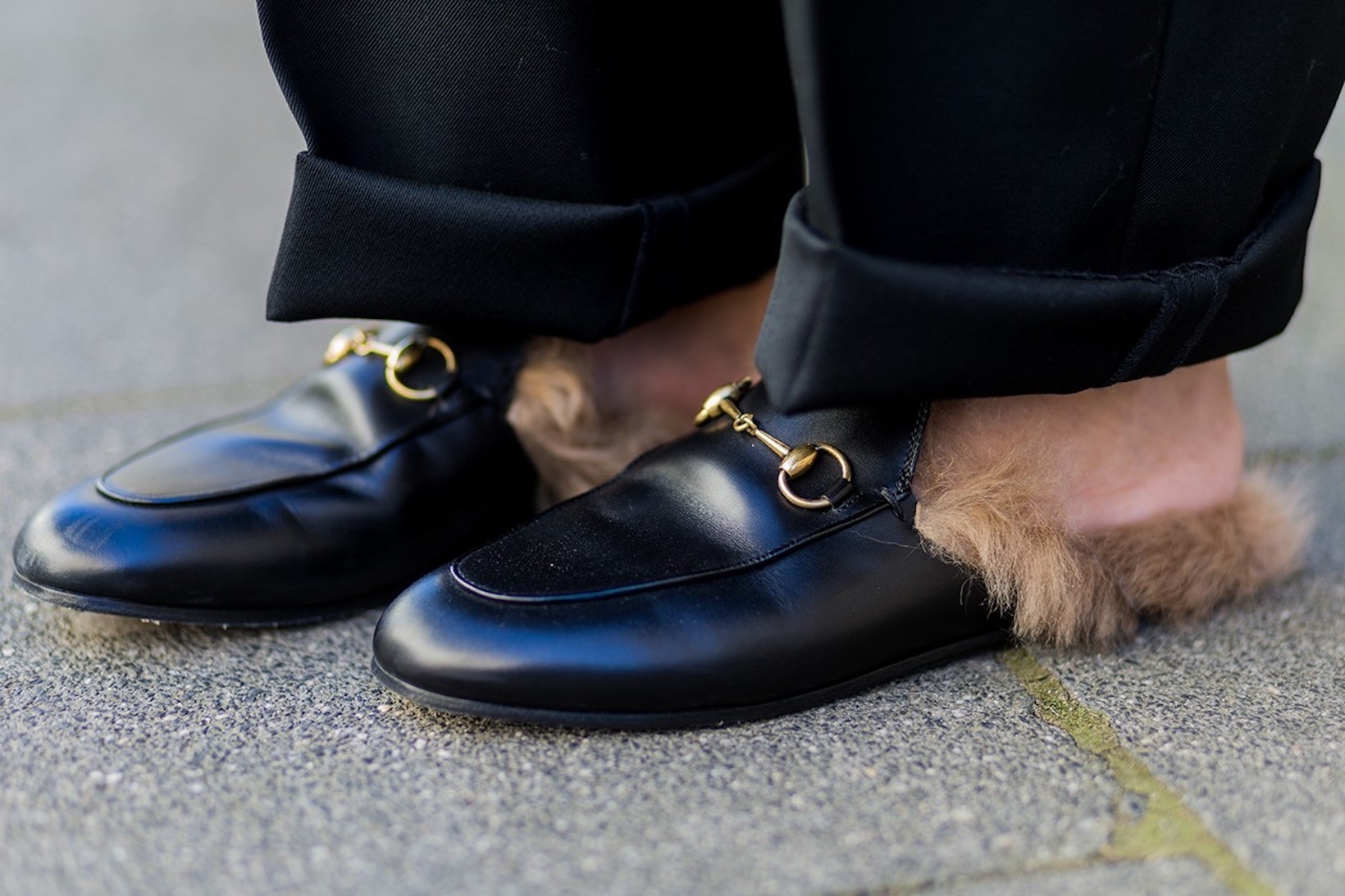 Gucci Princeton Slippers Slides Fur Kering Luxury Fashion