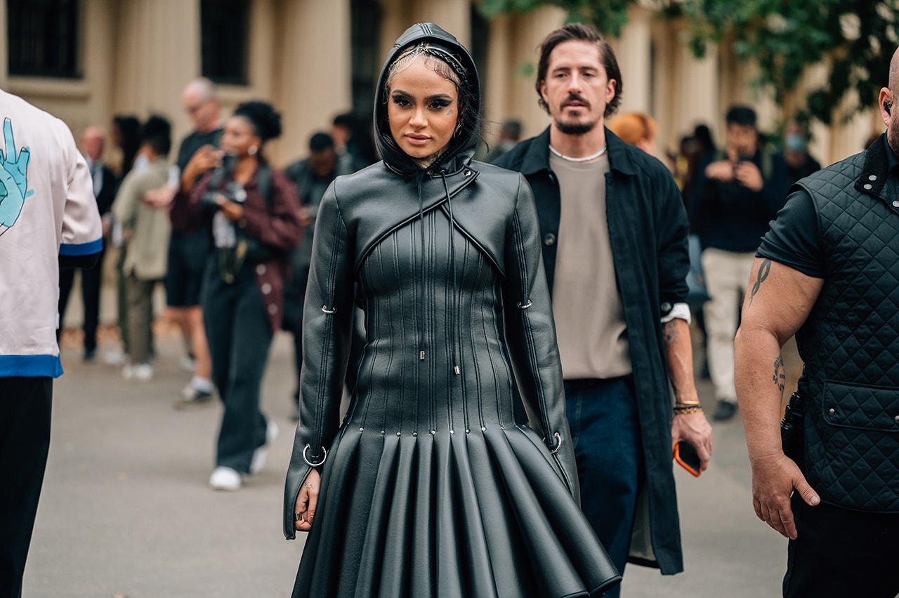 London Fashion Week SS22 Spring Summer 2022 Street Style Looks Outfits Influencer Singer Kehlani Robert Wun Fall Winter 2021 Armour Collection Black Leather Pleated Dress Hood