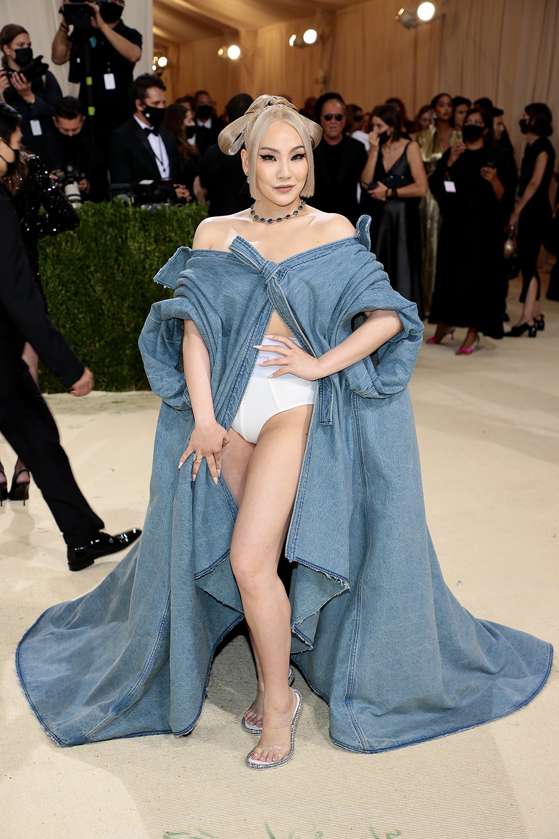 Best Celebrity Looks 2021 Met Gala Red Carpet In America A Lexicon of Fashion CL