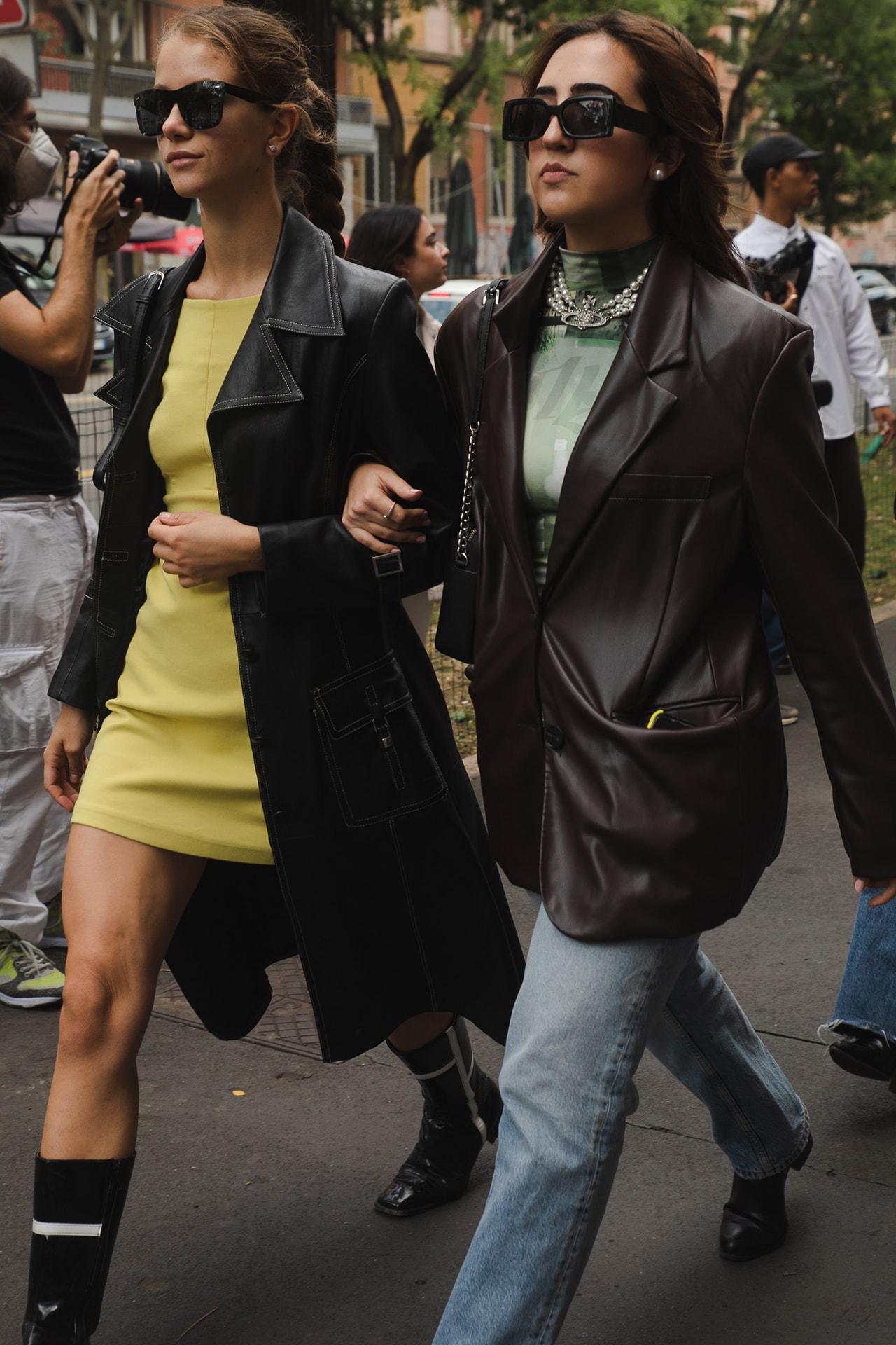 Milan Fashion Week Street Style Spring Summer 2022 SS22 Influencers Outfit Blazer Coat Black Leather Vivienne Westwood pearl necklace choker