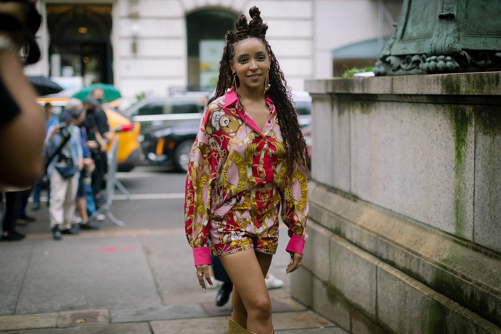 Tinashe Singer Outfit New York Fashion Week SS22 Best Street Style Trends Spring Summer 2022 Influencer
