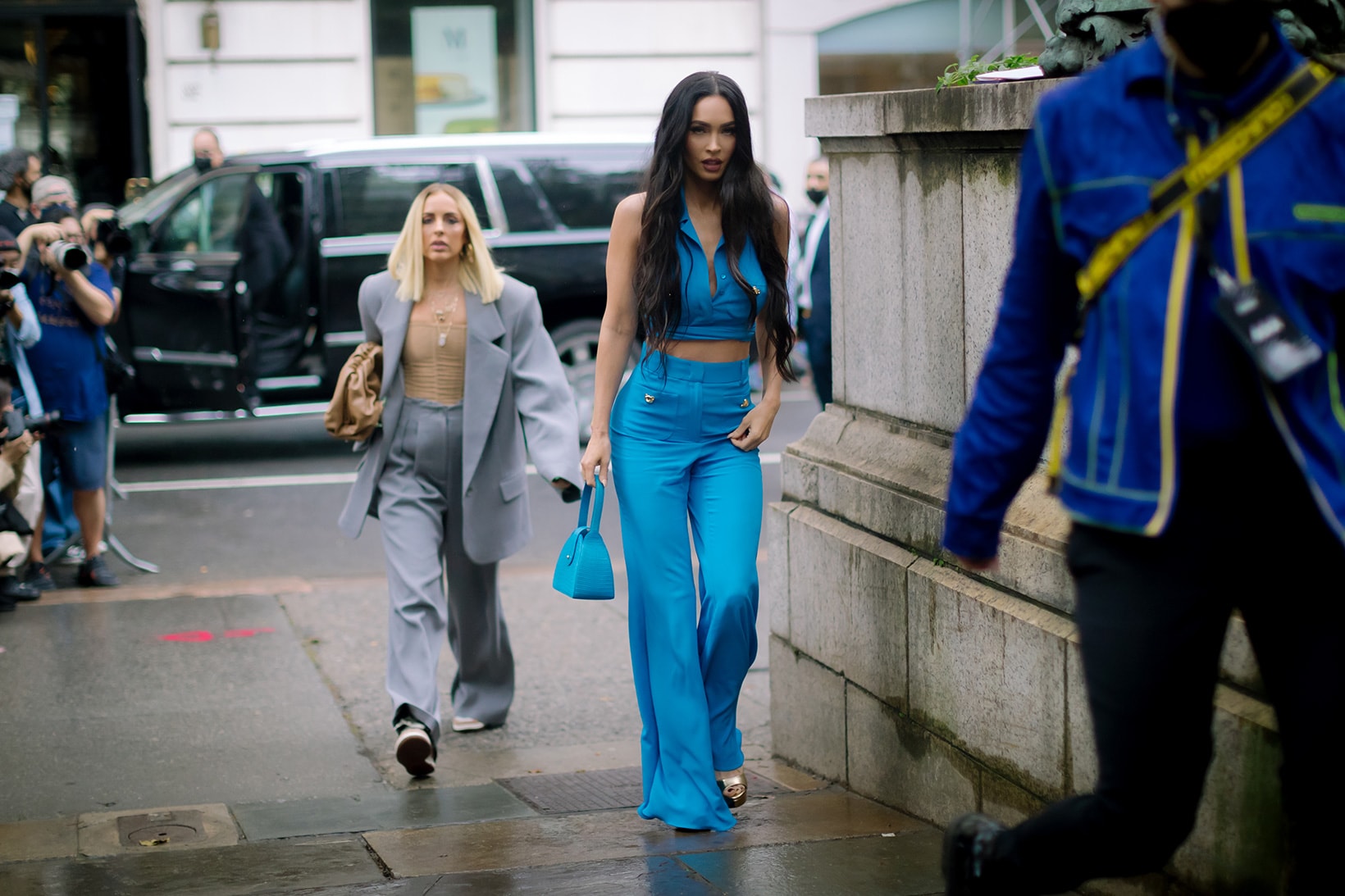 Megan Fox Maeve Reilly Stylist Celebrity Moschino Blue Outfit New York Fashion Week SS22 Best Street Style Trends Spring Summer 2022 Influencers