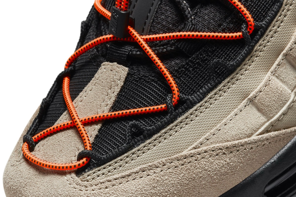 Nike Air Max 95 AM95 Khaki Black Orange Toggle Speed Lacing Closeup Details