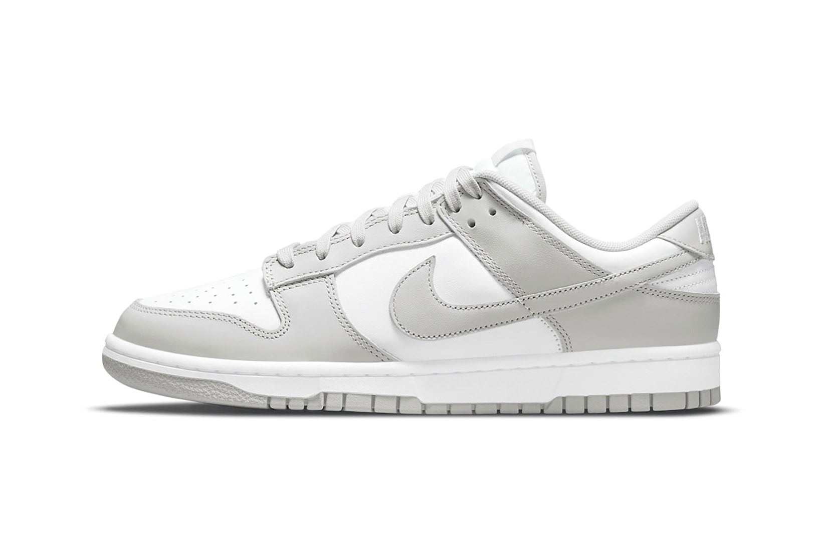 Nike Dunk Low Grey Fog White Sneakers Footwear Kicks Shoes Sneakerhead Lateral