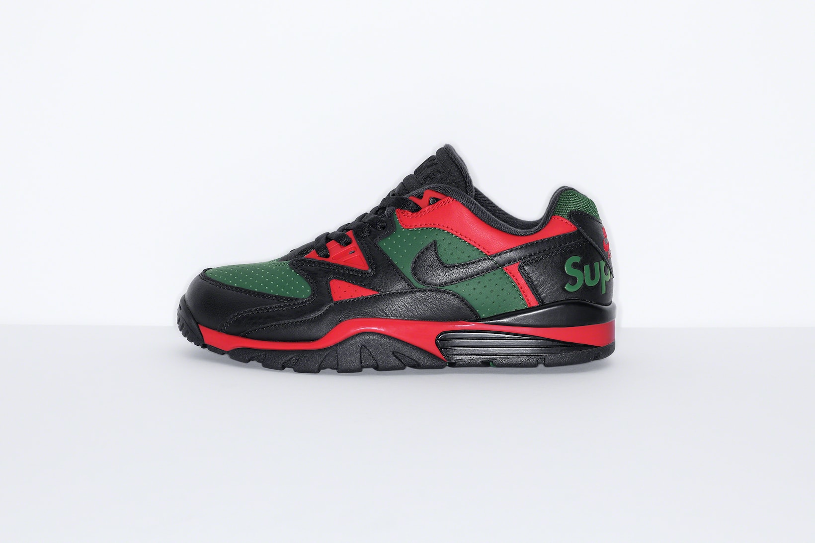 Supreme Nike Cross Trainer Low Sneakers Footwear Shoes Kicks Collaboration Black Red Green