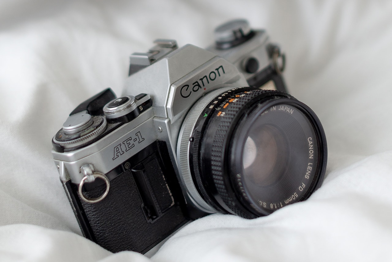 Canon AE1 35mm camera film analog