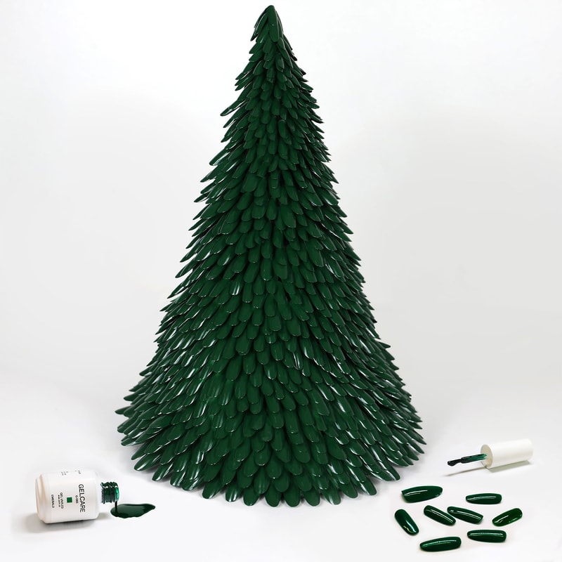 GELCARE Holiday Nails Polish Manicure Gab Bois Christmas Tree Emerald