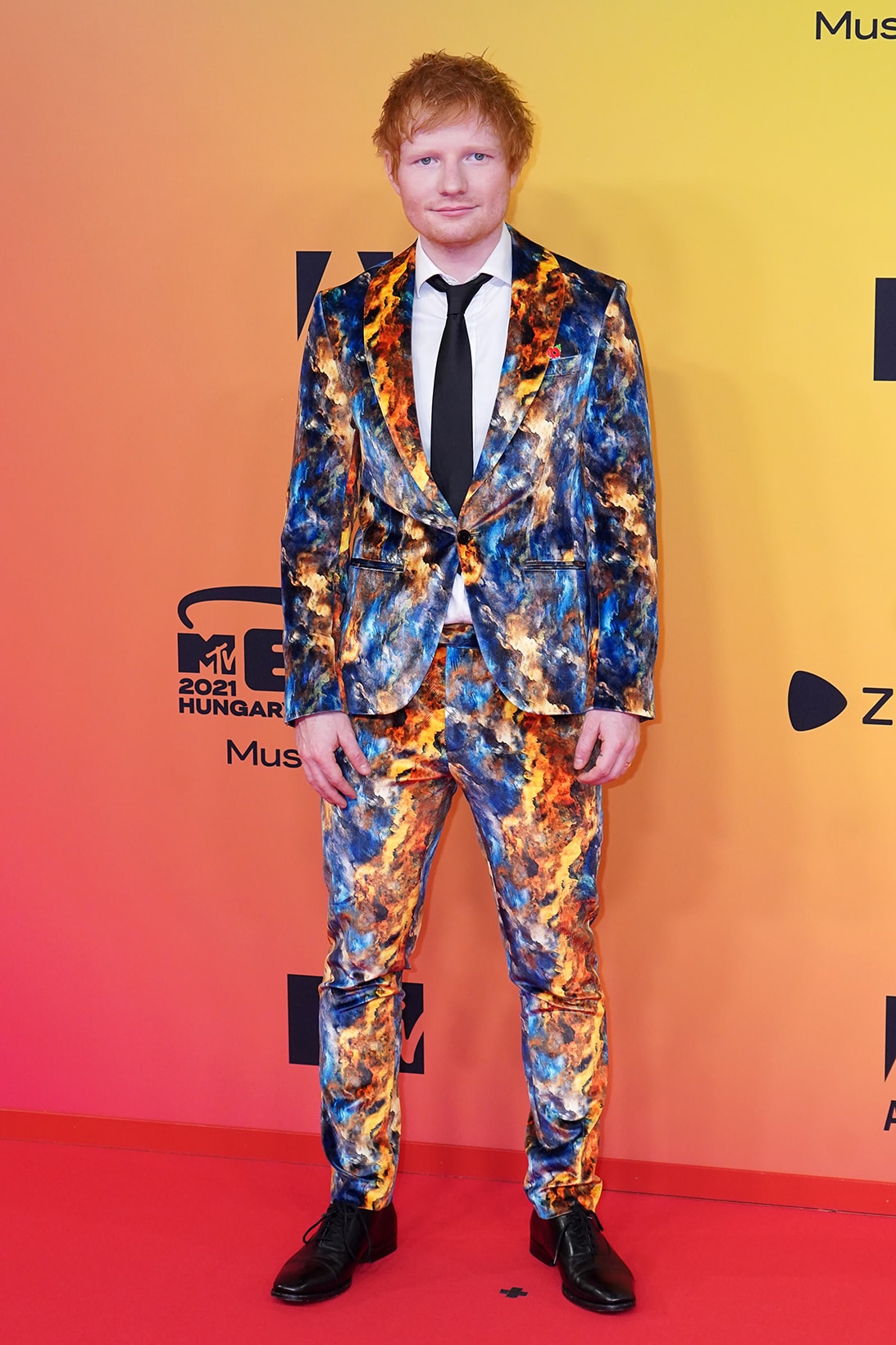 ed sheeran mtv european music awards emas best dressed celebrities red carpet